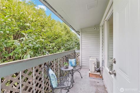 12567 35th Avenue NE Seattle WA 98125