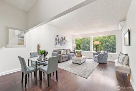 12567 35th Avenue NE Seattle WA 98125