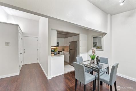 12567 35th Avenue NE Seattle WA 98125