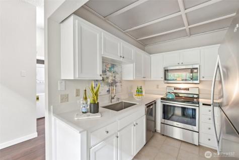 12567 35th Avenue NE Seattle WA 98125