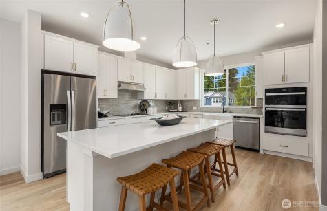 9007 NE 203rd Lane Bothell WA 98011