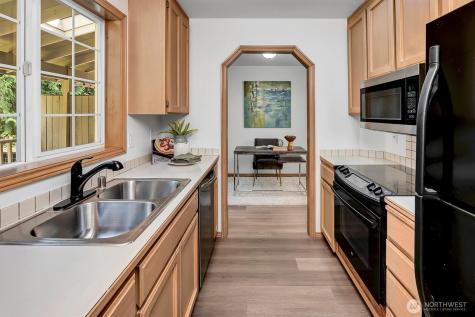 19715 Bing Road Lynnwood WA 98036