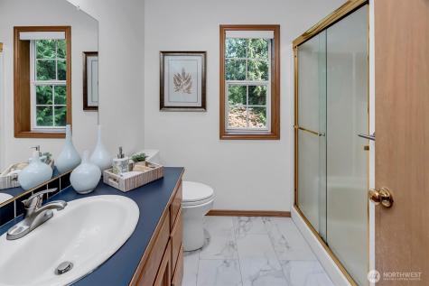 19715 Bing Road Lynnwood WA 98036