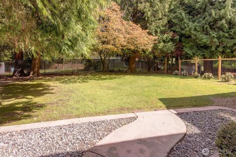 19715 Bing Road Lynnwood WA 98036