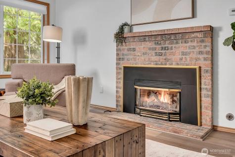 19715 Bing Road Lynnwood WA 98036