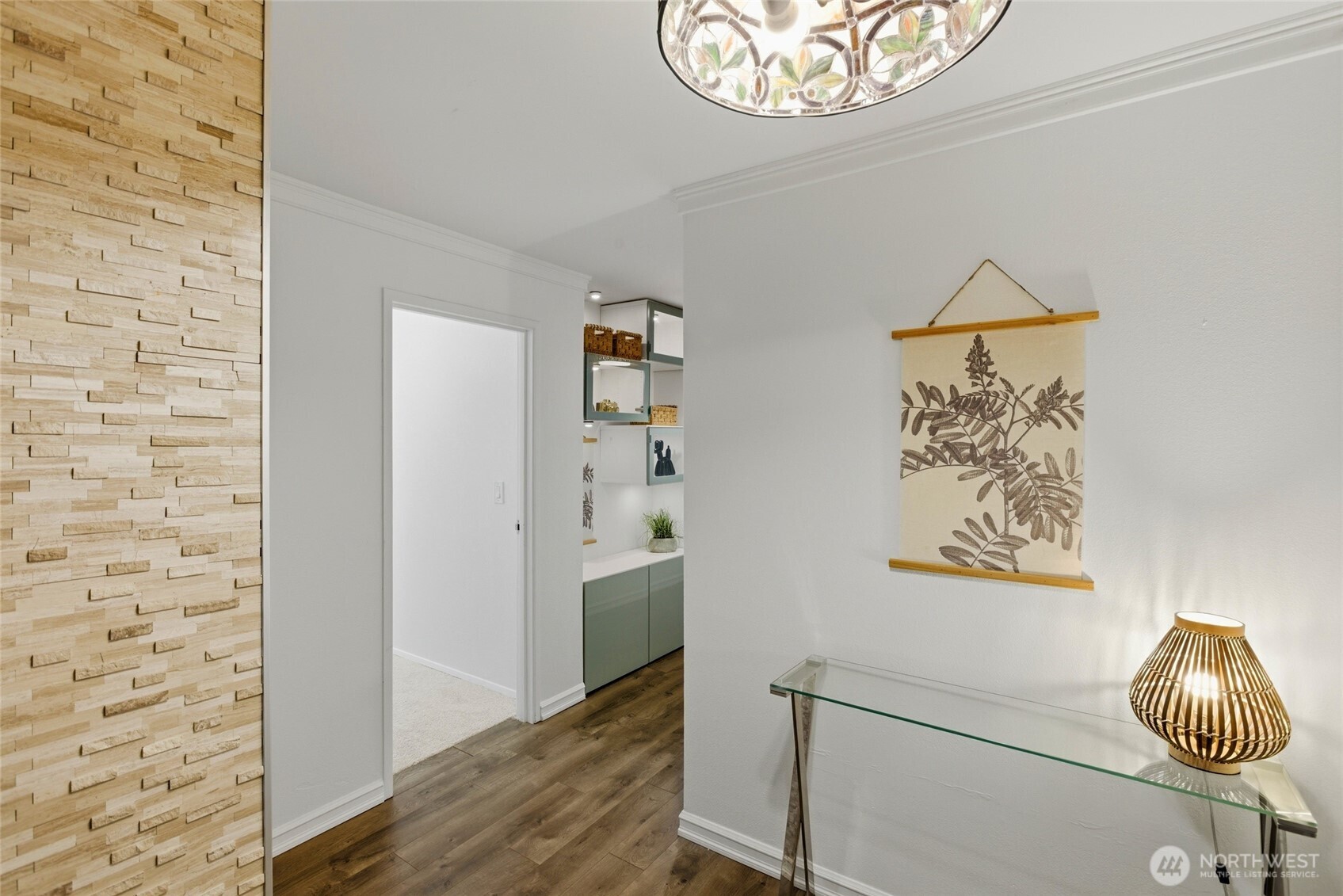 1737 Harbor Avenue Seattle WA 98126