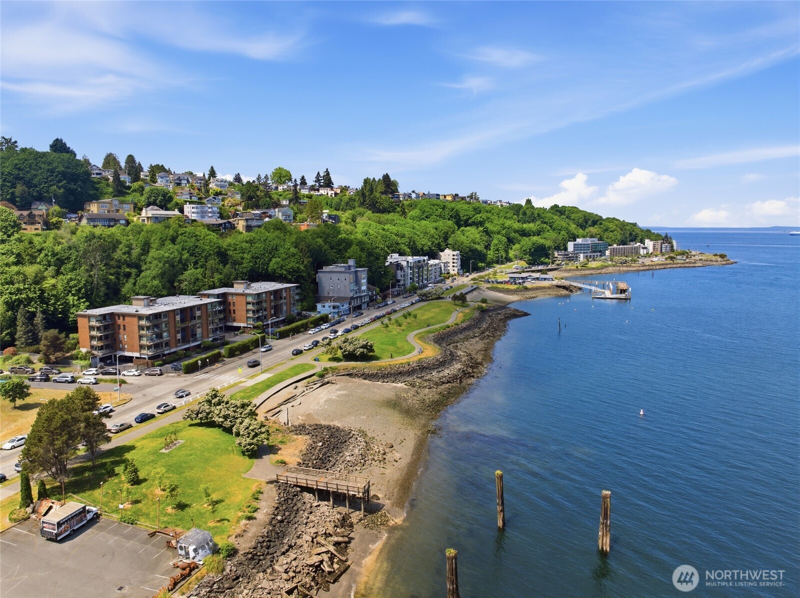 1737 Harbor Avenue Seattle WA 98126
