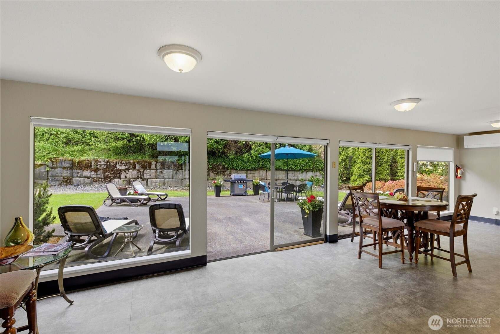 1737 Harbor Avenue Seattle WA 98126