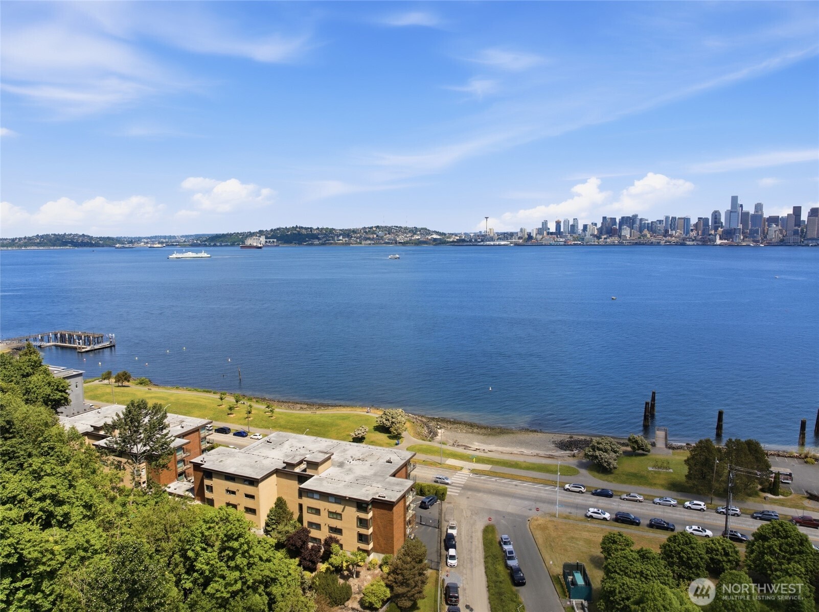 1737 Harbor Avenue Seattle WA 98126