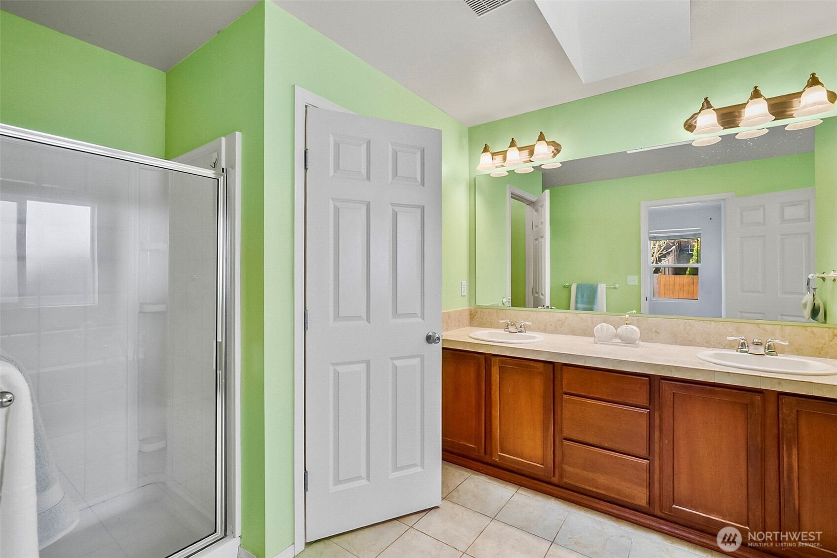 20412 123rd Avenue NE Bothell WA 98011