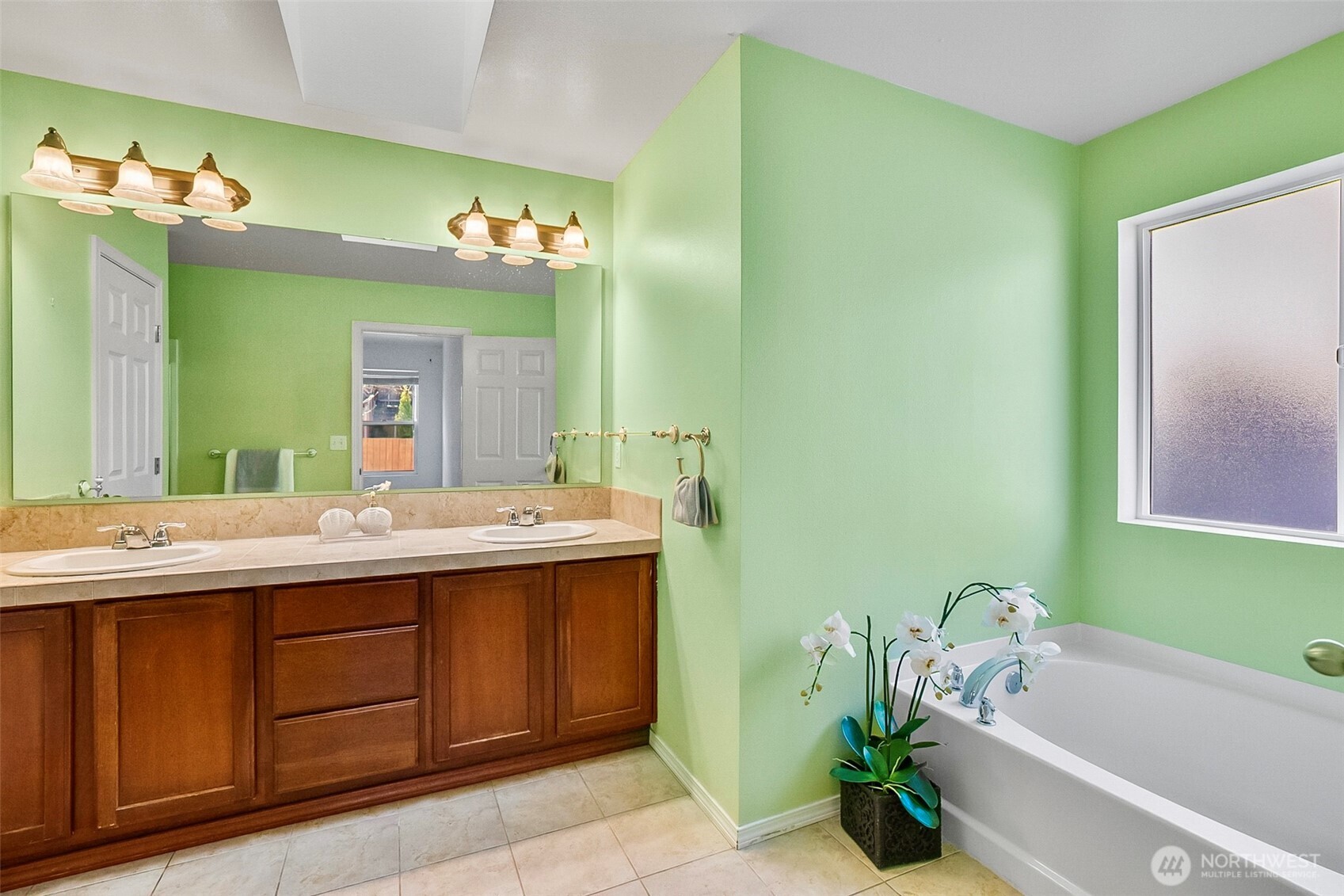 20412 123rd Avenue NE Bothell WA 98011