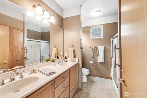 7617 W 20th Avenue Kennewick WA 99338