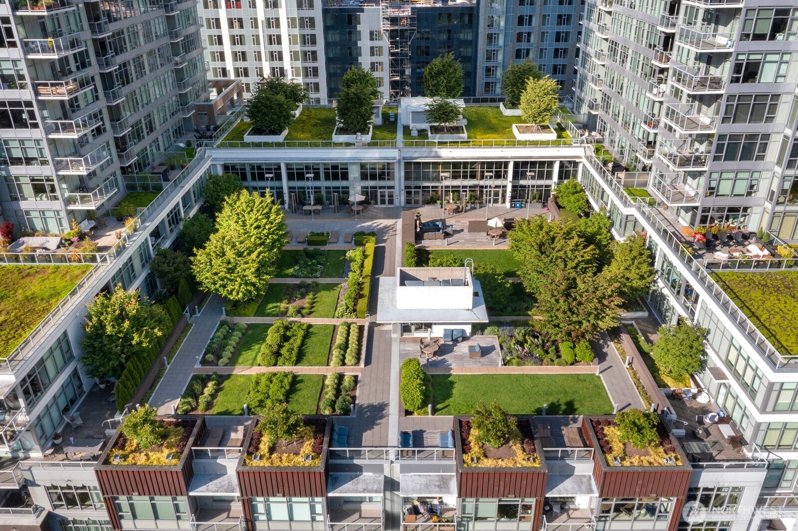588 Bell Street Seattle WA 98121