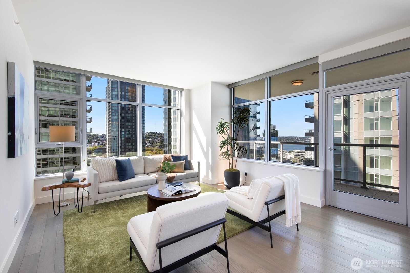 588 Bell Street Seattle WA 98121