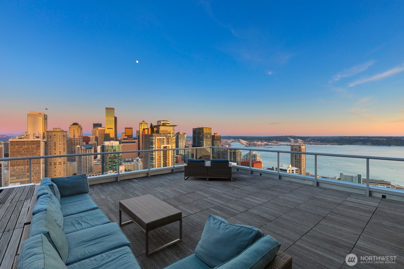 588 Bell Street Seattle WA 98121
