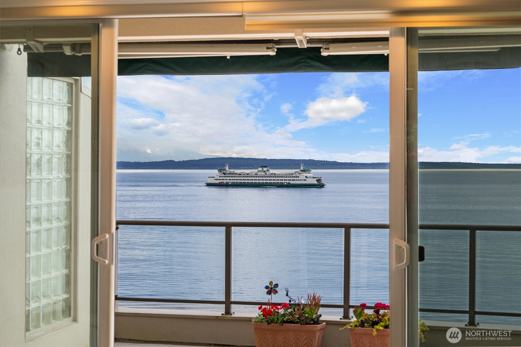 1210 Alki Avenue SW Seattle WA 98116