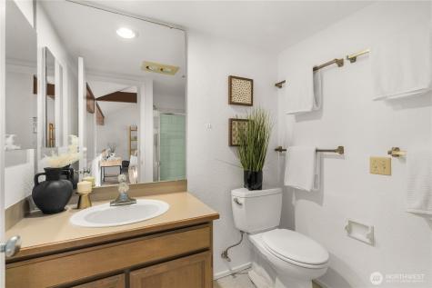 2938 Kennewick Place NE Renton WA 98056
