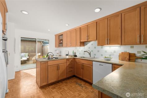 2938 Kennewick Place NE Renton WA 98056