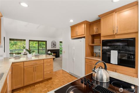 2938 Kennewick Place NE Renton WA 98056