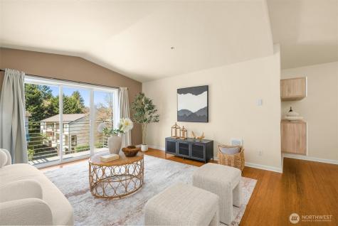 12034 15th Avenue NE Seattle WA 98125