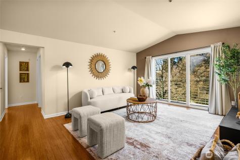12034 15th Avenue NE Seattle WA 98125