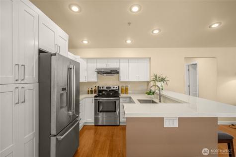 12034 15th Avenue NE Seattle WA 98125