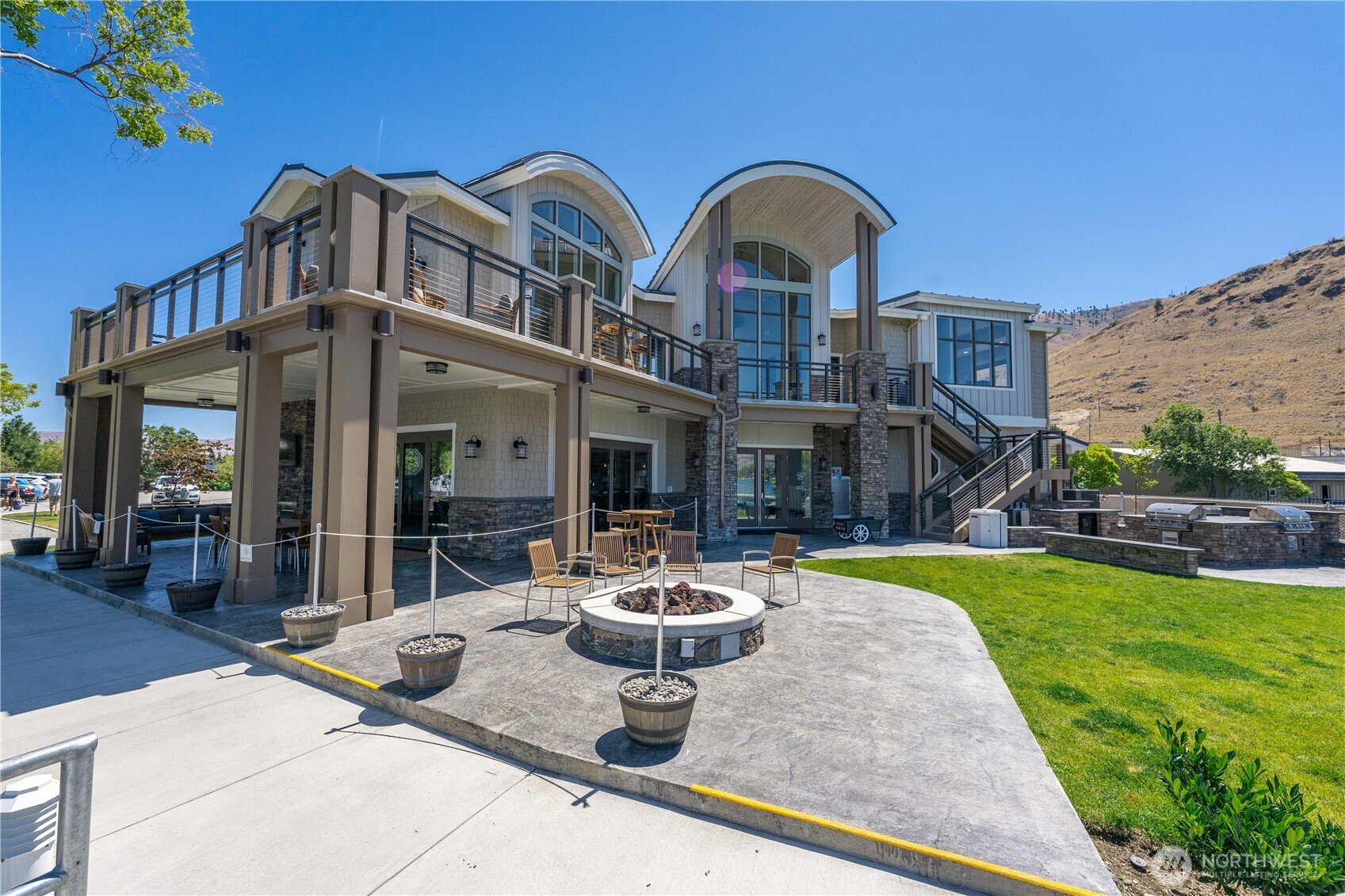 1350 W Woodin Avenue Chelan WA 98816