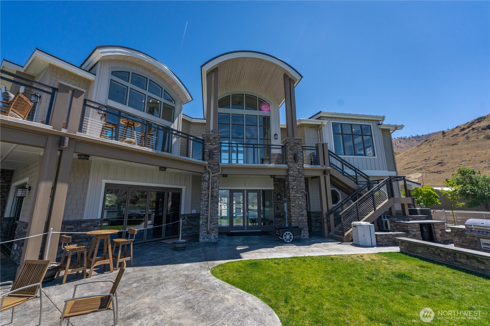 1350 W Woodin Avenue Chelan WA 98816