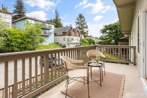 2552 14th Avenue W Seattle WA 98119