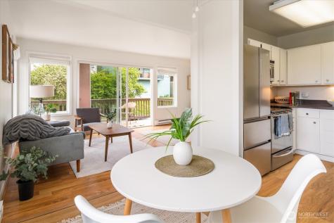 2552 14th Avenue W Seattle WA 98119