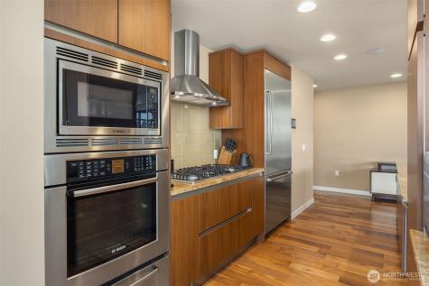 10000 Main Street Bellevue WA 98004