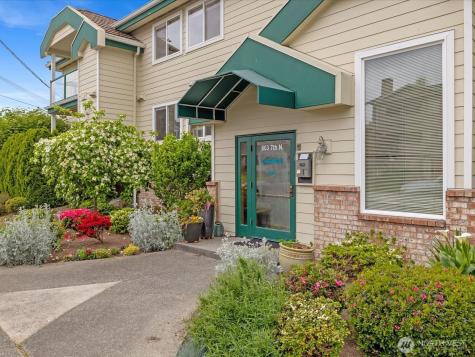 603 7th Avenue N Edmonds WA 98020