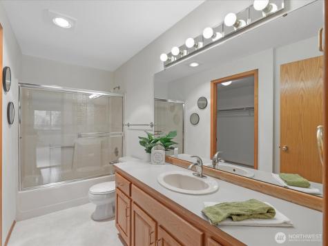 603 7th Avenue N Edmonds WA 98020