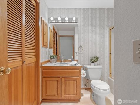 603 7th Avenue N Edmonds WA 98020