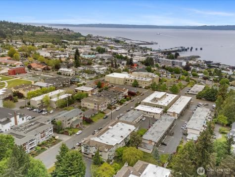 603 7th Avenue N Edmonds WA 98020