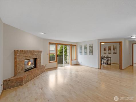 603 7th Avenue N Edmonds WA 98020