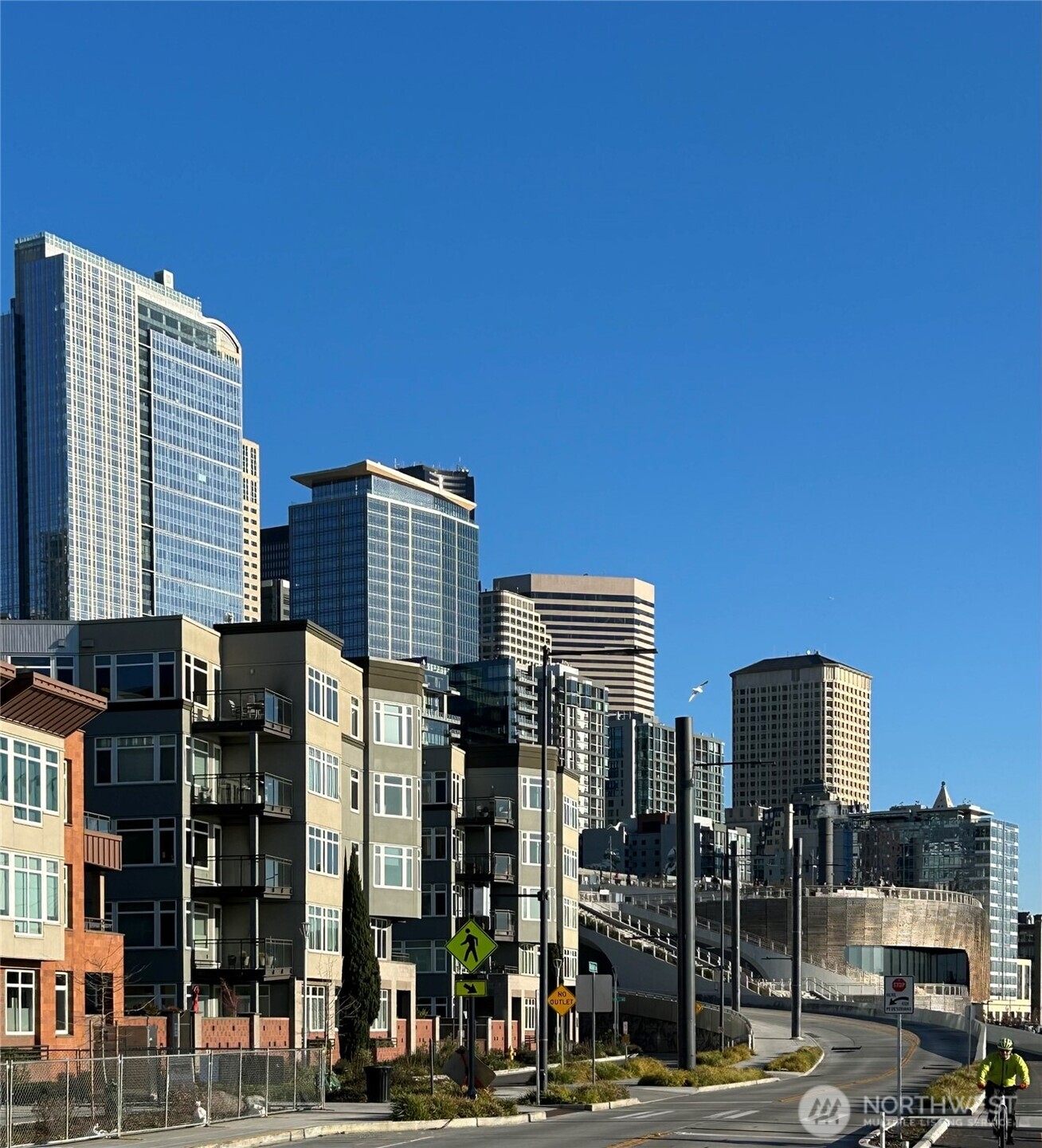1900 Alaskan Way Seattle WA 98101