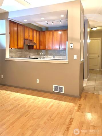 1900 Alaskan Way Seattle WA 98101