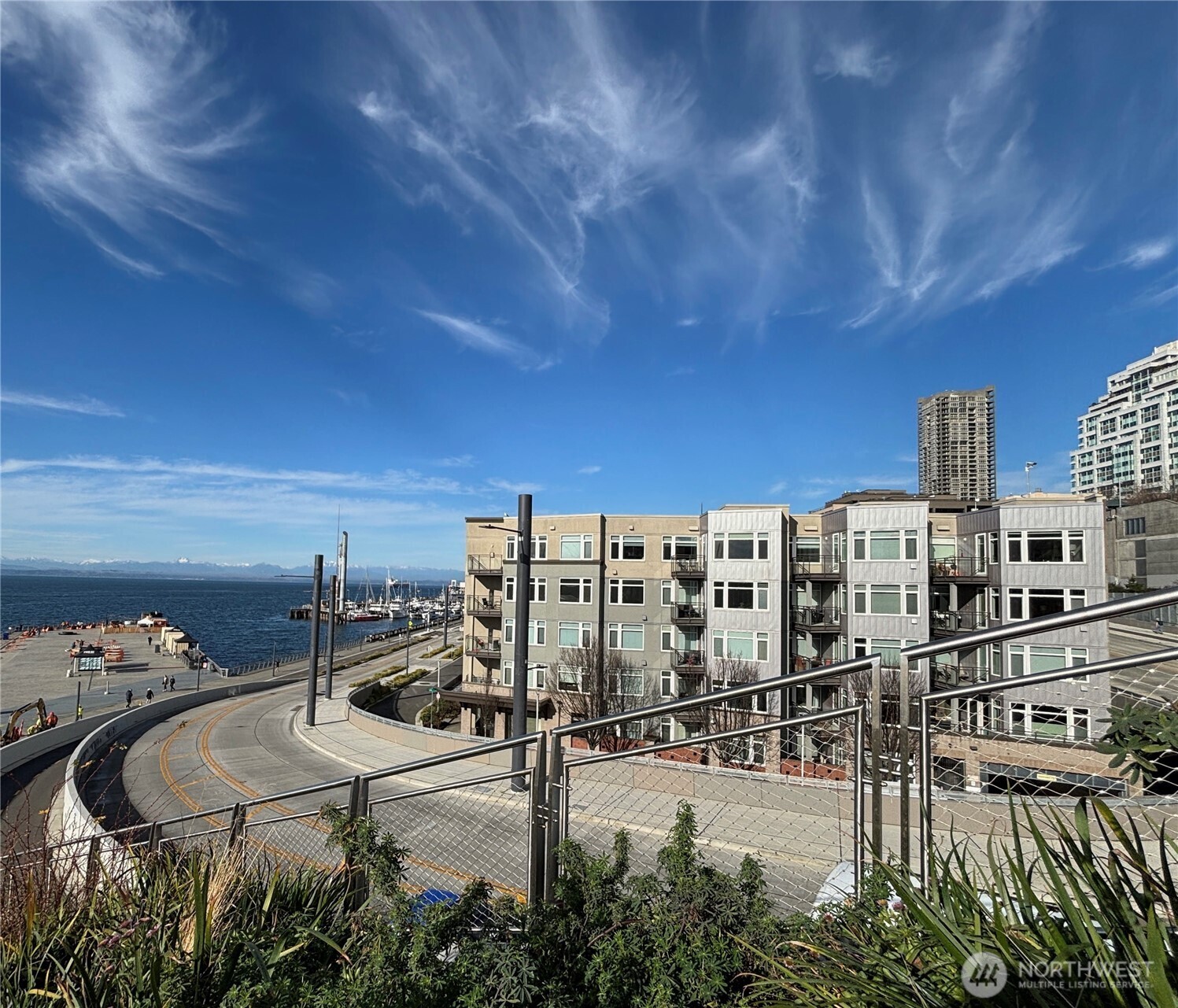 1900 Alaskan Way Seattle WA 98101