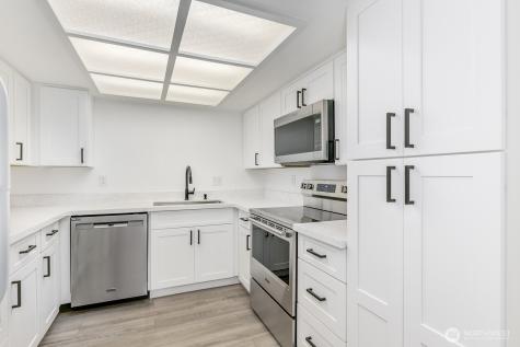 2418 Euclid Avenue Everett WA 98203