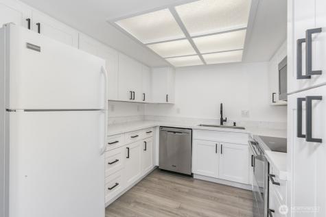 2418 Euclid Avenue Everett WA 98203