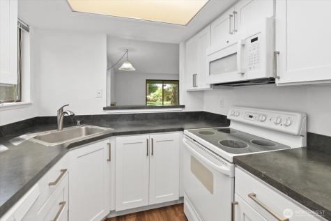 10015 NE 123rd Street Kirkland WA 98034