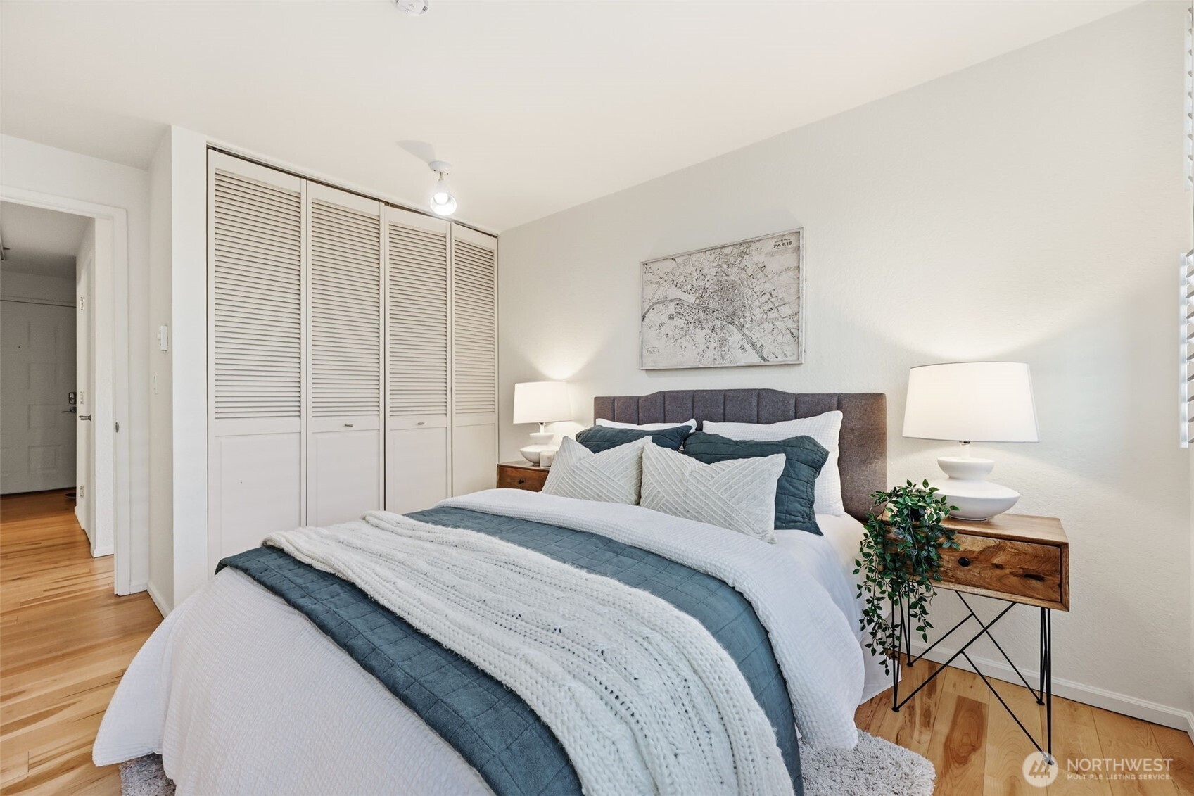 1965 12th Avenue W Seattle WA 98119