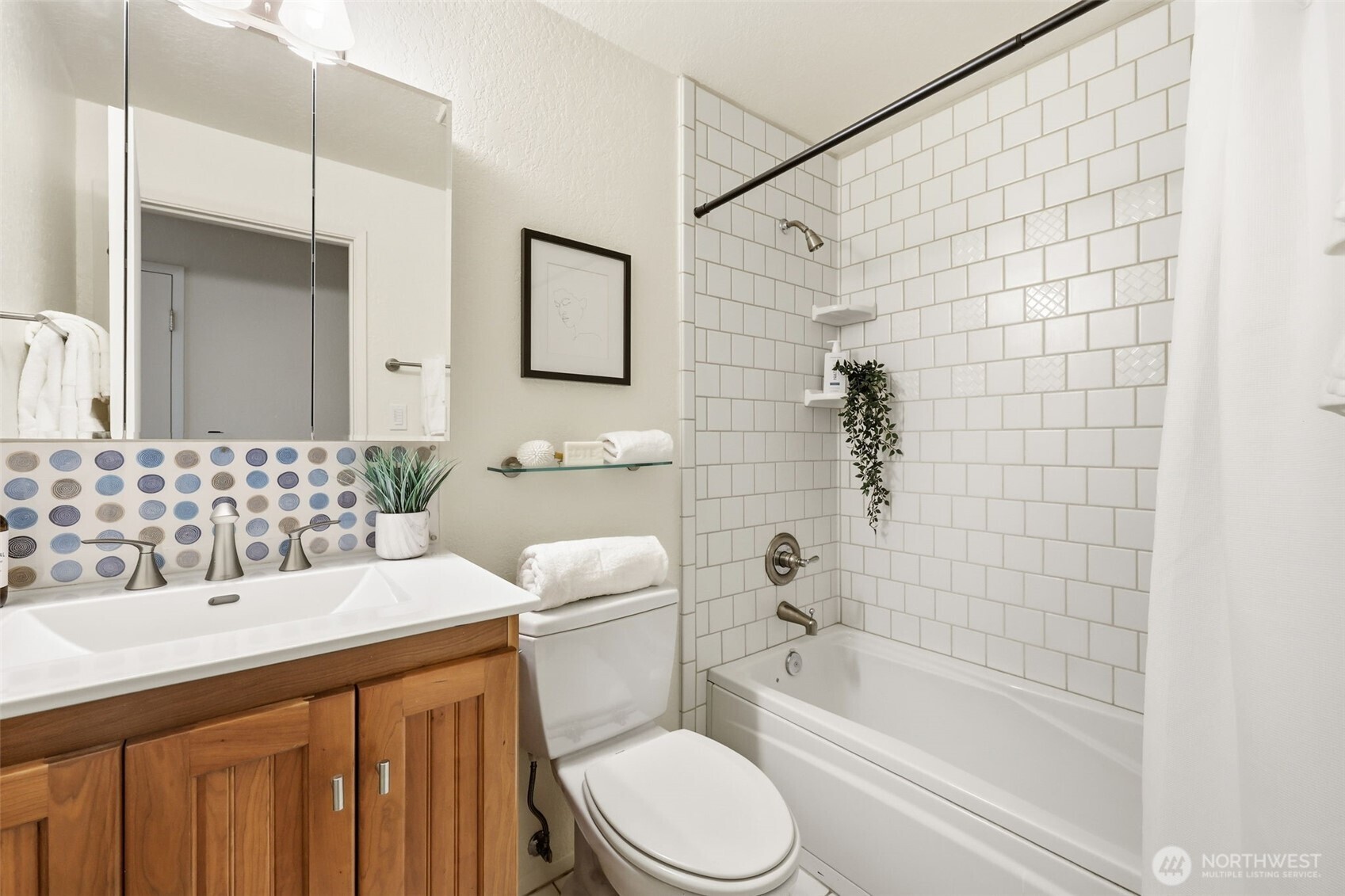 1965 12th Avenue W Seattle WA 98119