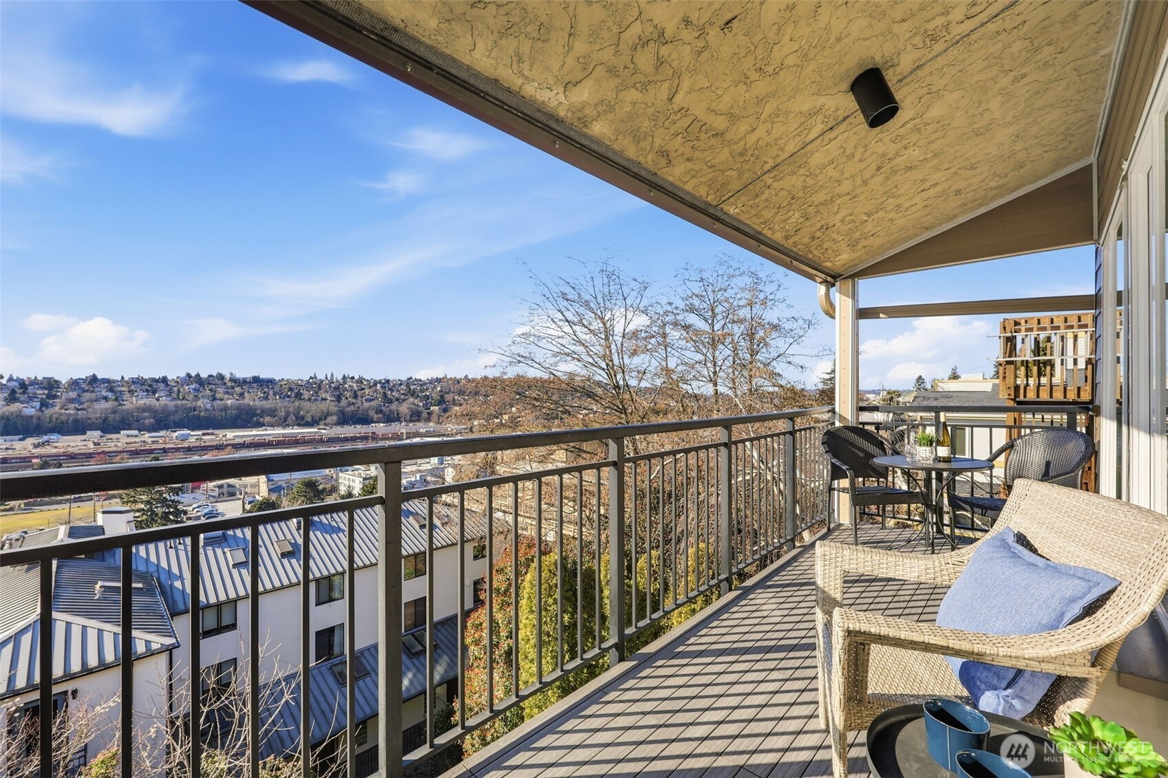1965 12th Avenue W Seattle WA 98119