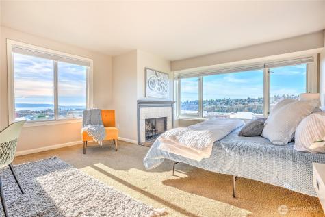 2253 Gilman Drive W Seattle WA 98119