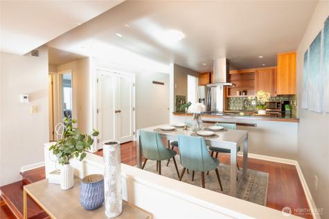 2253 Gilman Drive W Seattle WA 98119
