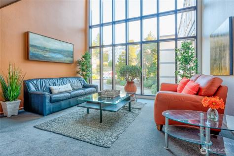 2253 Gilman Drive W Seattle WA 98119