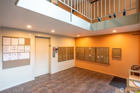 2253 Gilman Drive W Seattle WA 98119