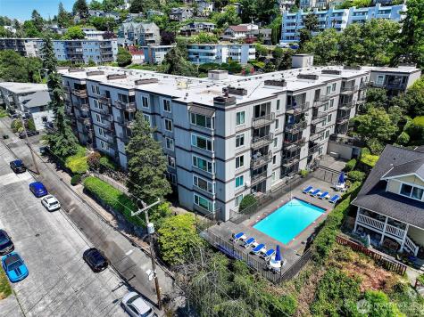 2253 Gilman Drive W Seattle WA 98119